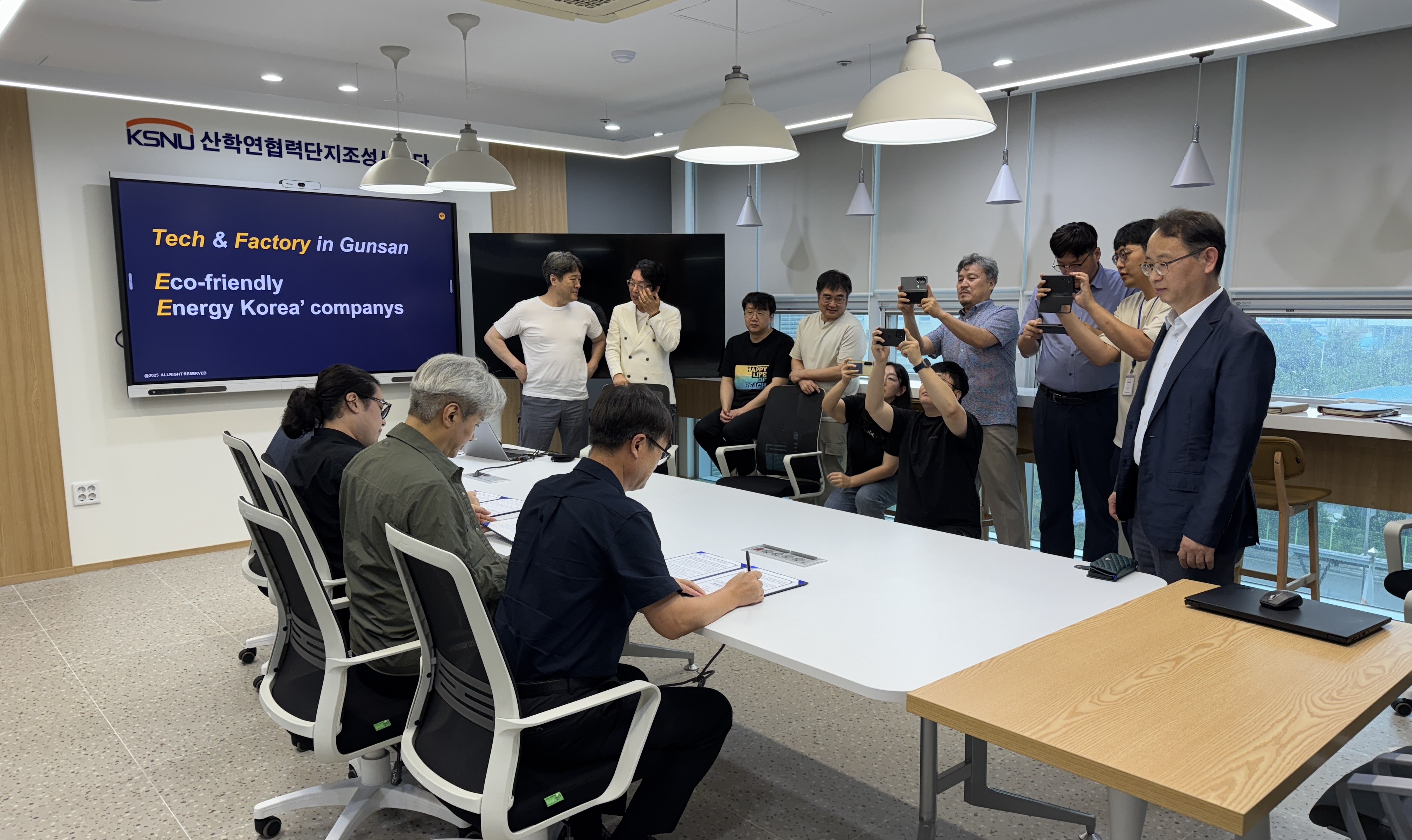 2025 넥스젠-비모빌리티 Tech-Factory 운영 MOU 2025.07.17.